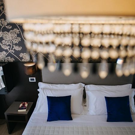 Hotel Lalla Beauty & Relax เชเซนาติโก ภายนอก รูปภาพ