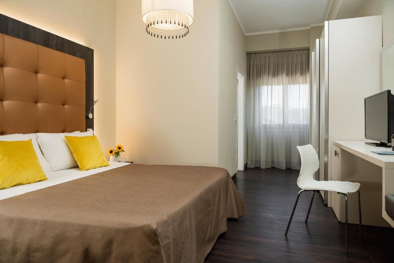 Hotel Lalla Beauty & Relax เชเซนาติโก ภายนอก รูปภาพ