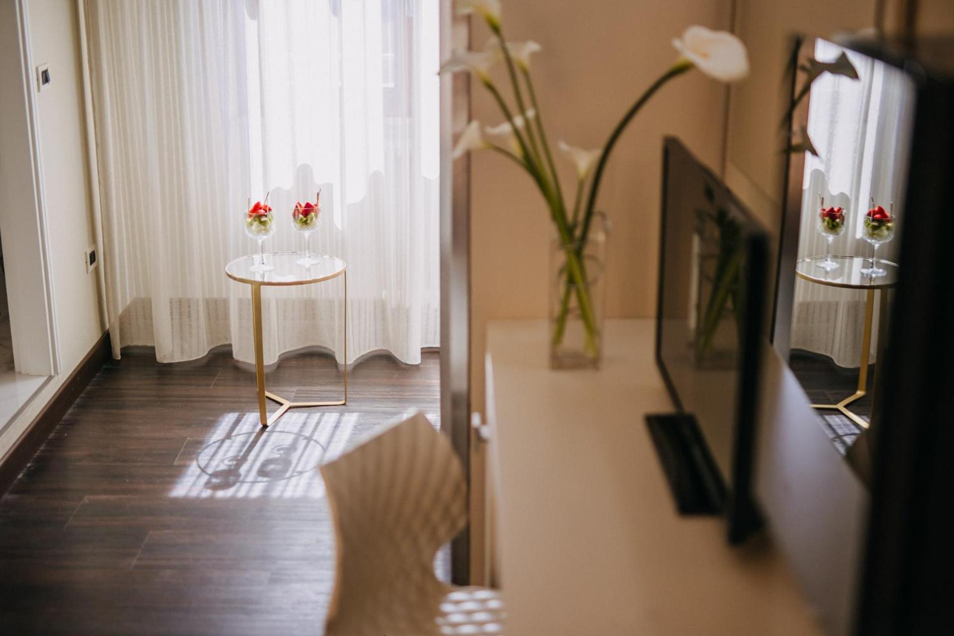 Hotel Lalla Beauty & Relax เชเซนาติโก ภายนอก รูปภาพ