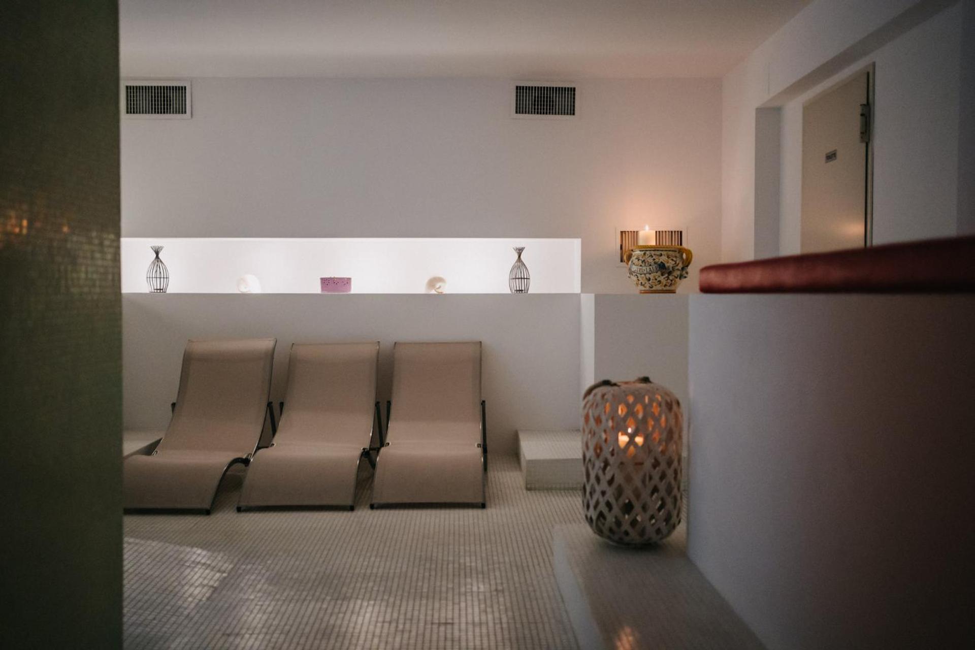 Hotel Lalla Beauty & Relax เชเซนาติโก ภายนอก รูปภาพ