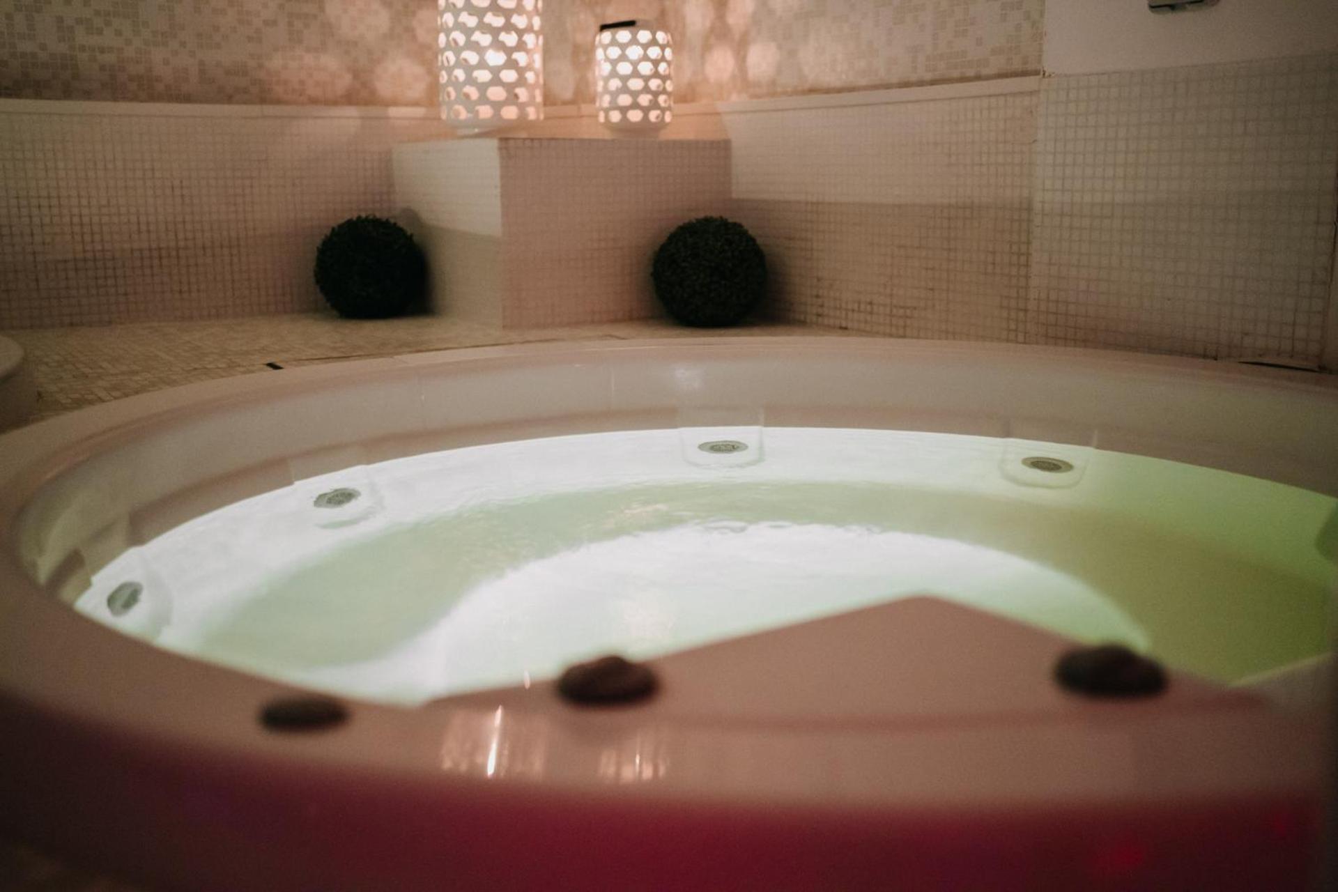 Hotel Lalla Beauty & Relax เชเซนาติโก ภายนอก รูปภาพ